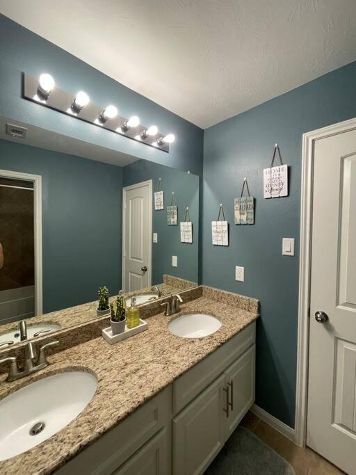 Spacious Conroe Home Around 4 Miles To The Lake Montgomery Exterior foto