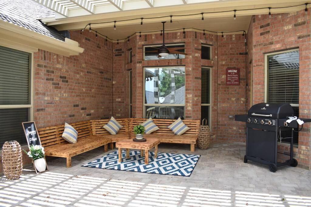 Spacious Conroe Home Around 4 Miles To The Lake Montgomery Exterior foto